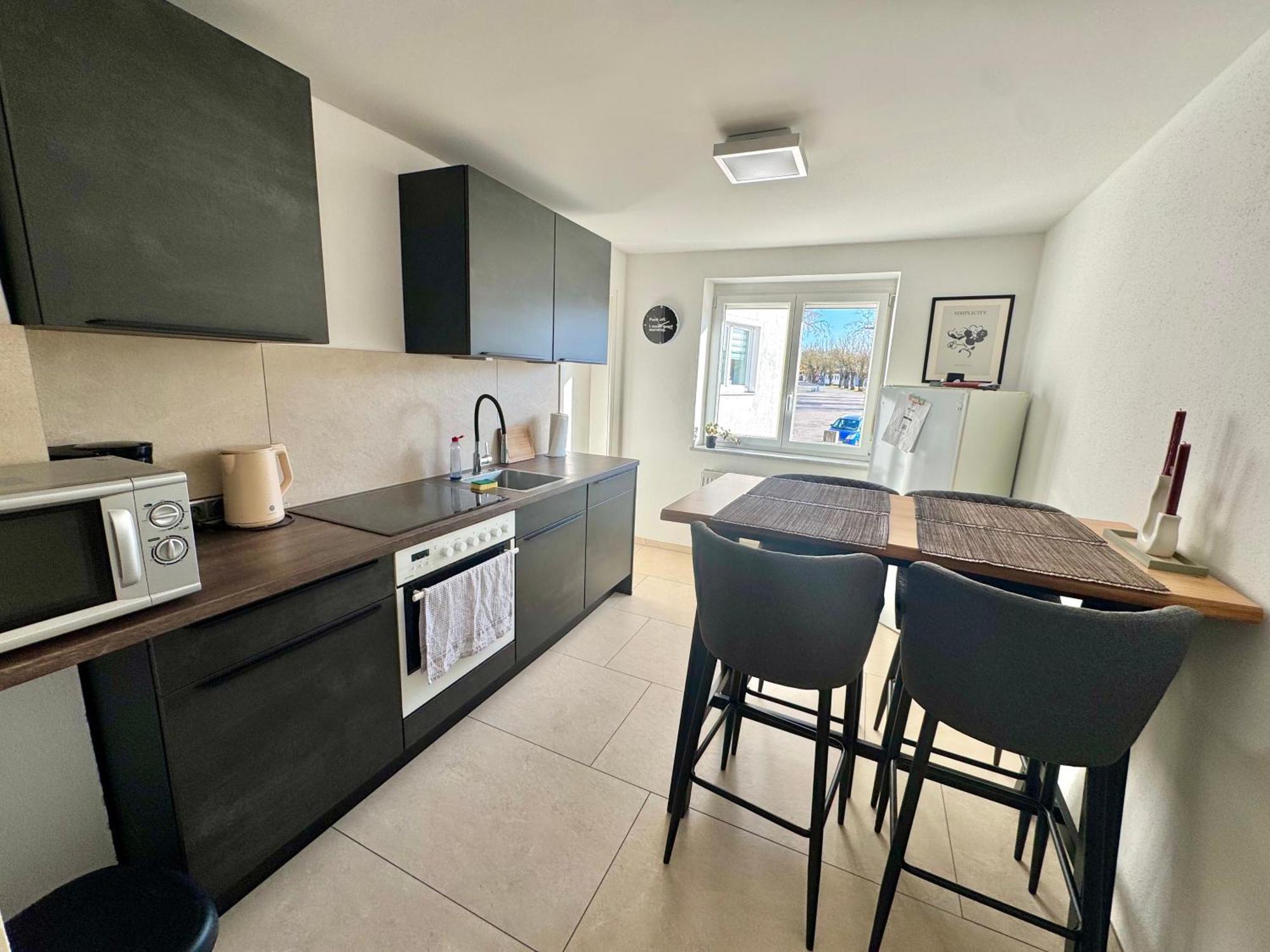 3 Zimmer Apartment Mit Flussblick - Self Check-In Eggenfelden Buitenkant foto